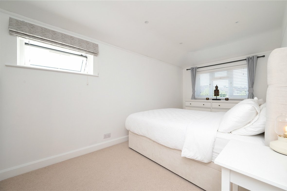 5 Bedroom House New InstructionHouse New Instruction in Aubrey Avenue, London Colney, St. Albans - View 9 - Collinson Hall