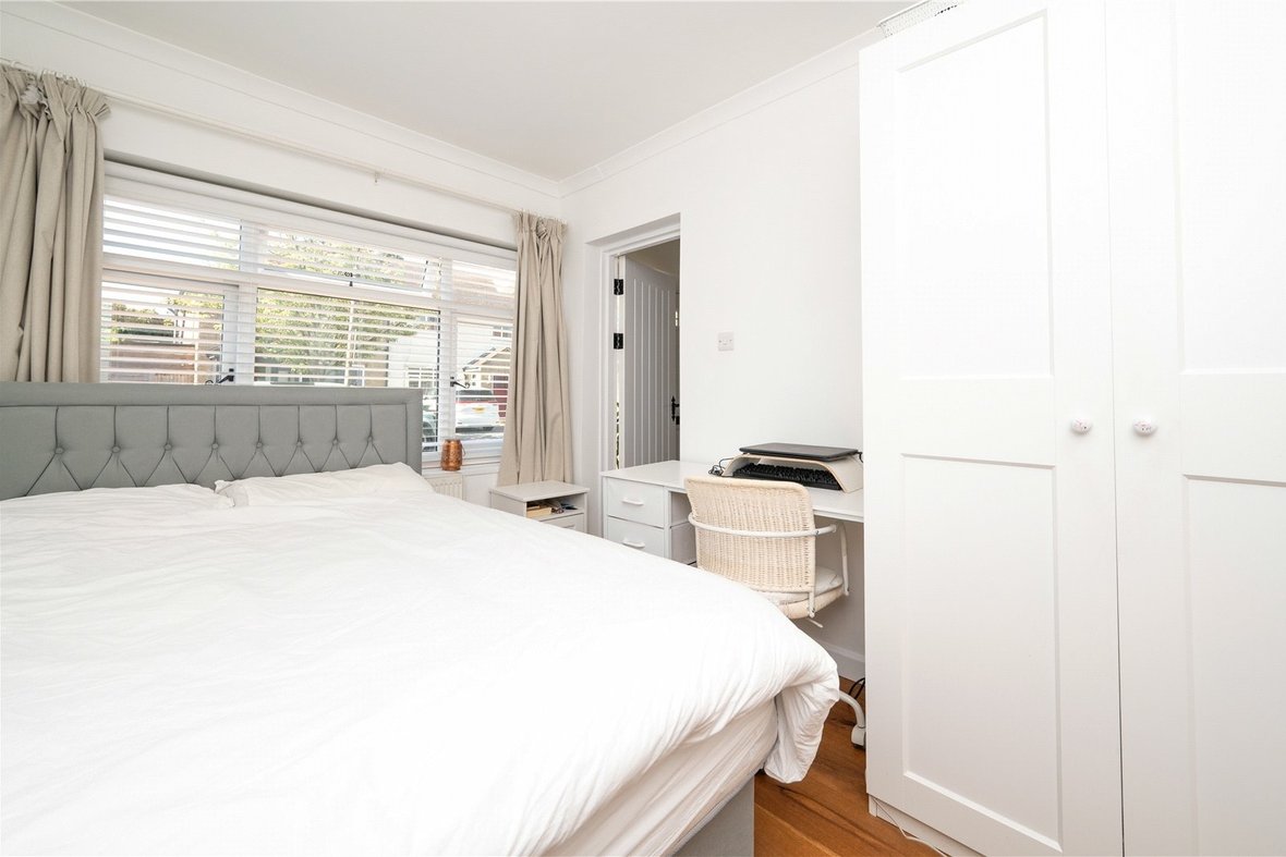 5 Bedroom House New InstructionHouse New Instruction in Aubrey Avenue, London Colney, St. Albans - View 13 - Collinson Hall