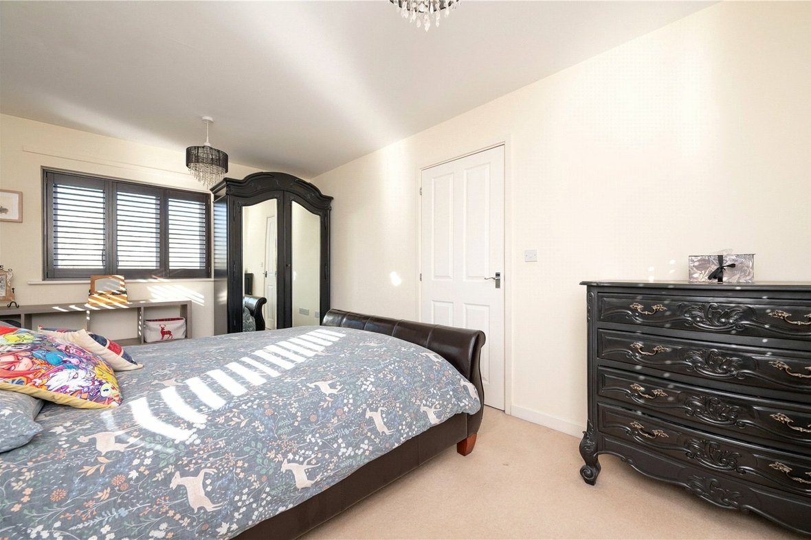 2 Bedroom House New InstructionHouse New Instruction in Pasture View, Oaklands Lane, Smallford - View 13 - Collinson Hall