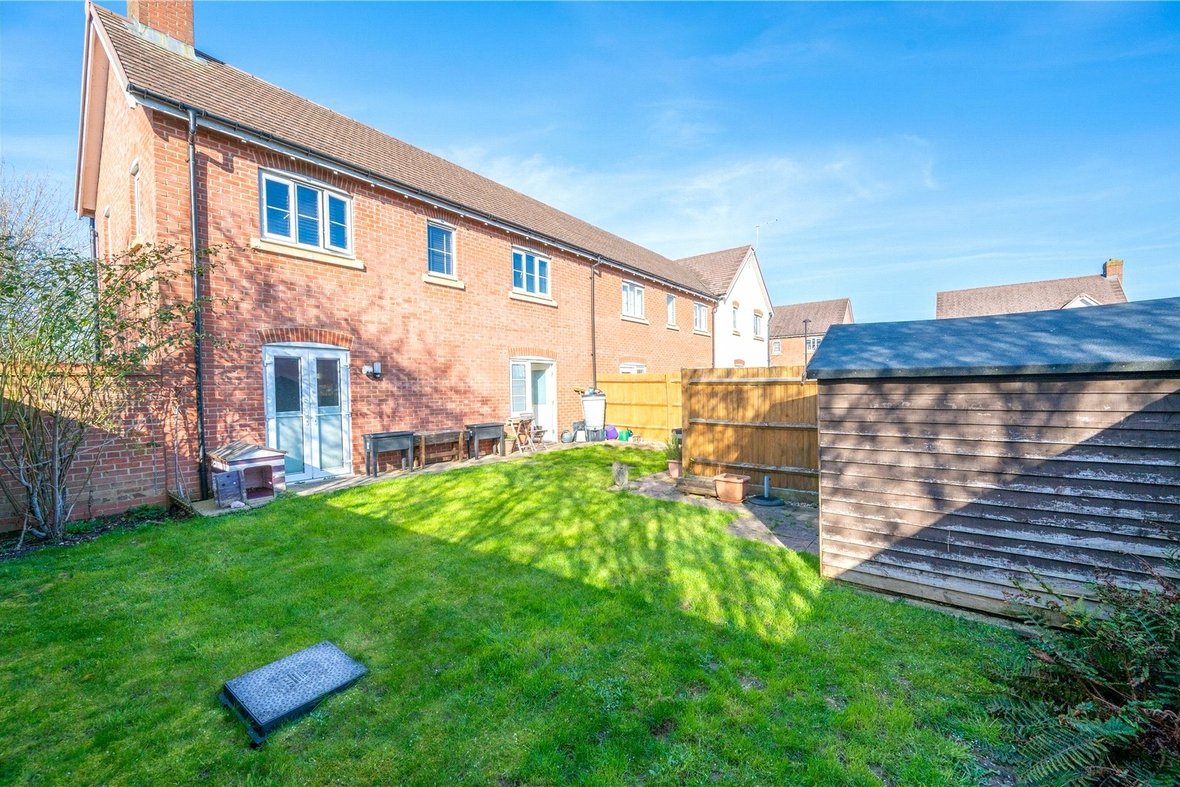 2 Bedroom House New InstructionHouse New Instruction in Pasture View, Oaklands Lane, Smallford - View 10 - Collinson Hall