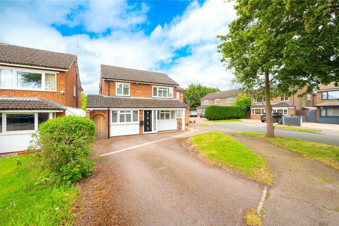 6 Bedroom House New InstructionHouse New Instruction in Maplefield, Park Street, St. Albans - View 19 - Collinson Hall