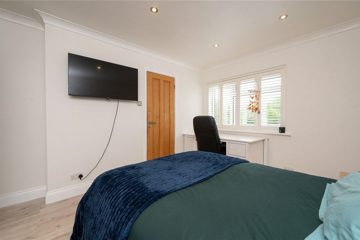 6 Bedroom House New InstructionHouse New Instruction in Maplefield, Park Street, St. Albans - View 12 - Collinson Hall