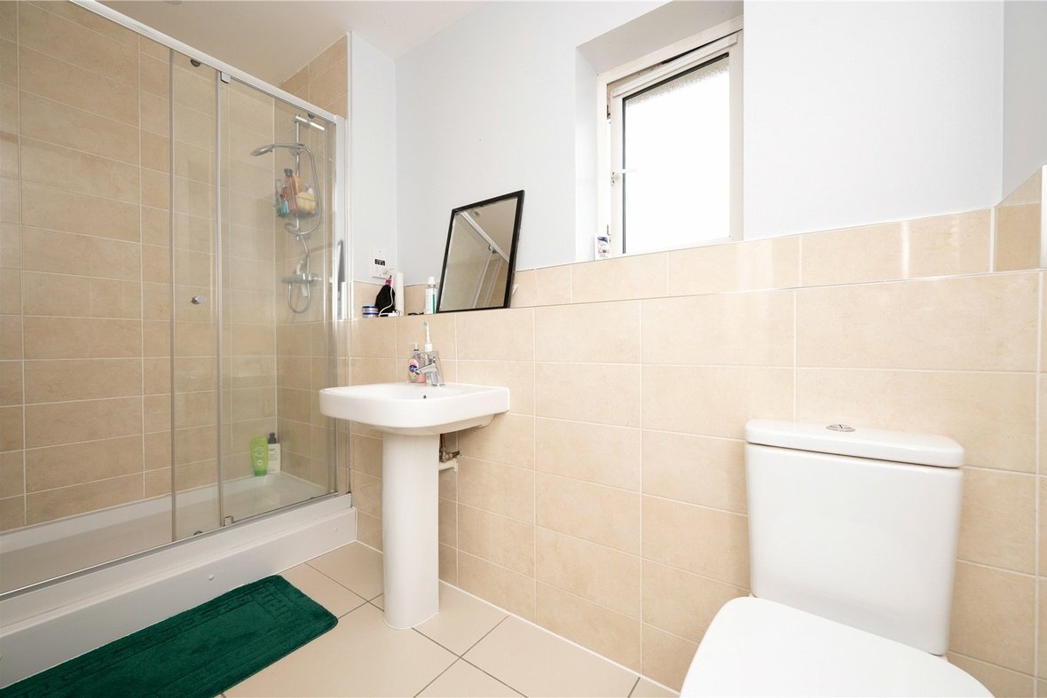 4 Bedroom House New InstructionHouse New Instruction in Burbridge Road, Leavesden, Watford - View 8 - Collinson Hall