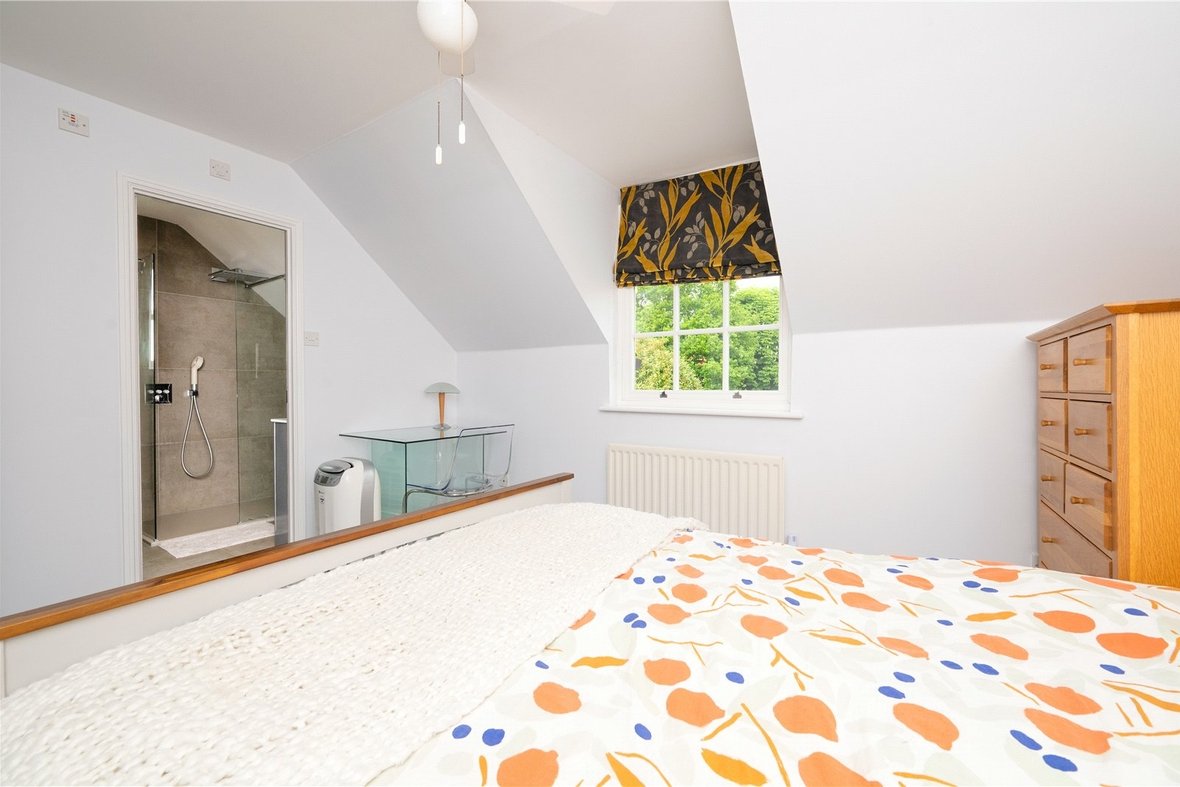 4 Bedroom House Sold Subject to ContractHouse Sold Subject to Contract in Goldsmith Way, St. Albans, Hertfordshire - View 7 - Collinson Hall