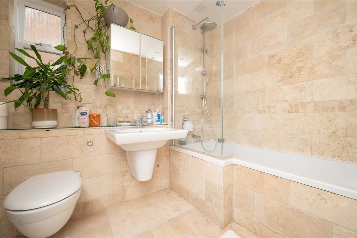 4 Bedroom House Sold Subject to ContractHouse Sold Subject to Contract in Goldsmith Way, St. Albans, Hertfordshire - View 12 - Collinson Hall