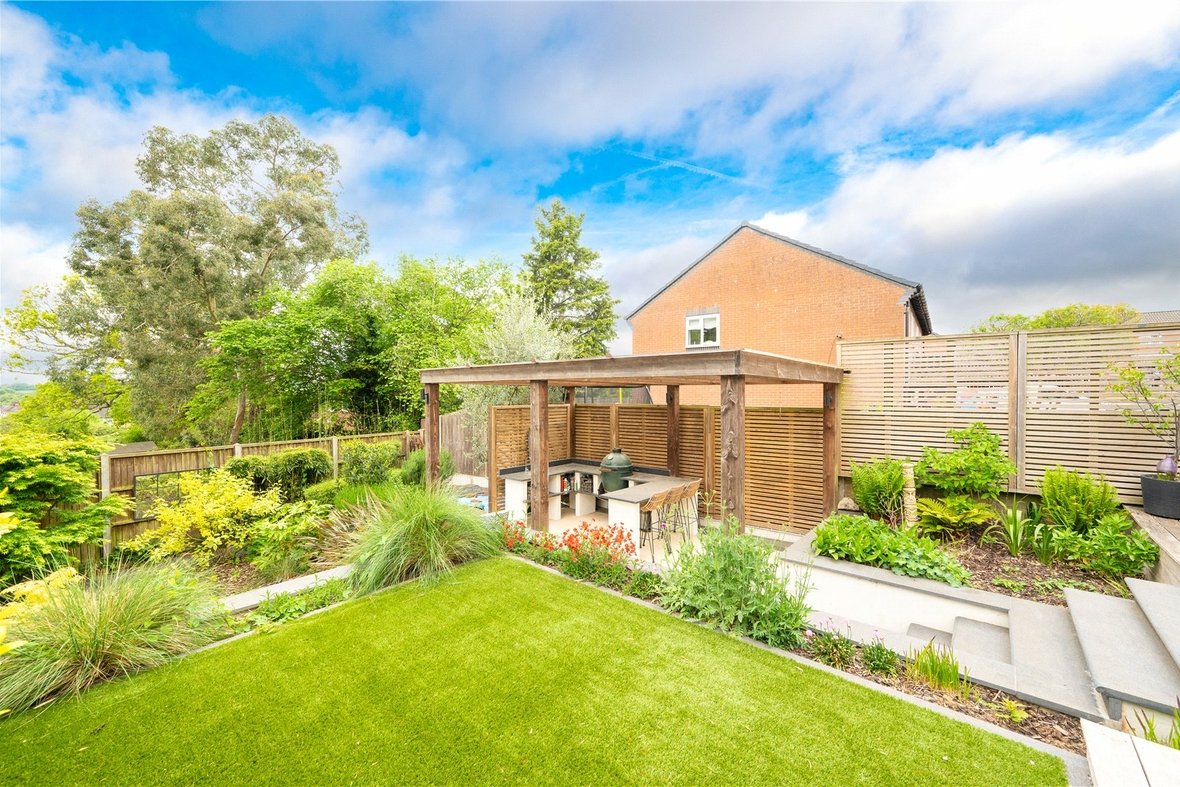 4 Bedroom House Sold Subject to ContractHouse Sold Subject to Contract in Goldsmith Way, St. Albans, Hertfordshire - View 10 - Collinson Hall