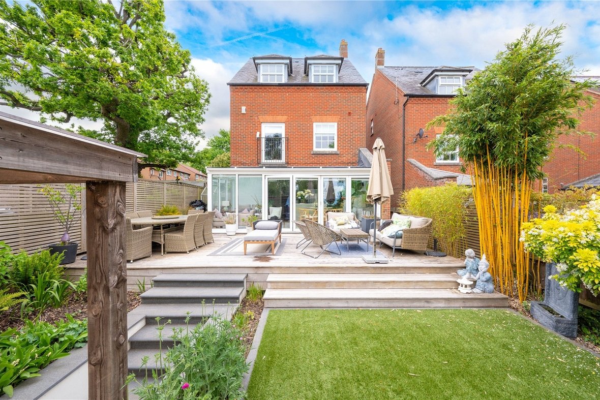 4 Bedroom House Sold Subject to ContractHouse Sold Subject to Contract in Goldsmith Way, St. Albans, Hertfordshire - View 15 - Collinson Hall