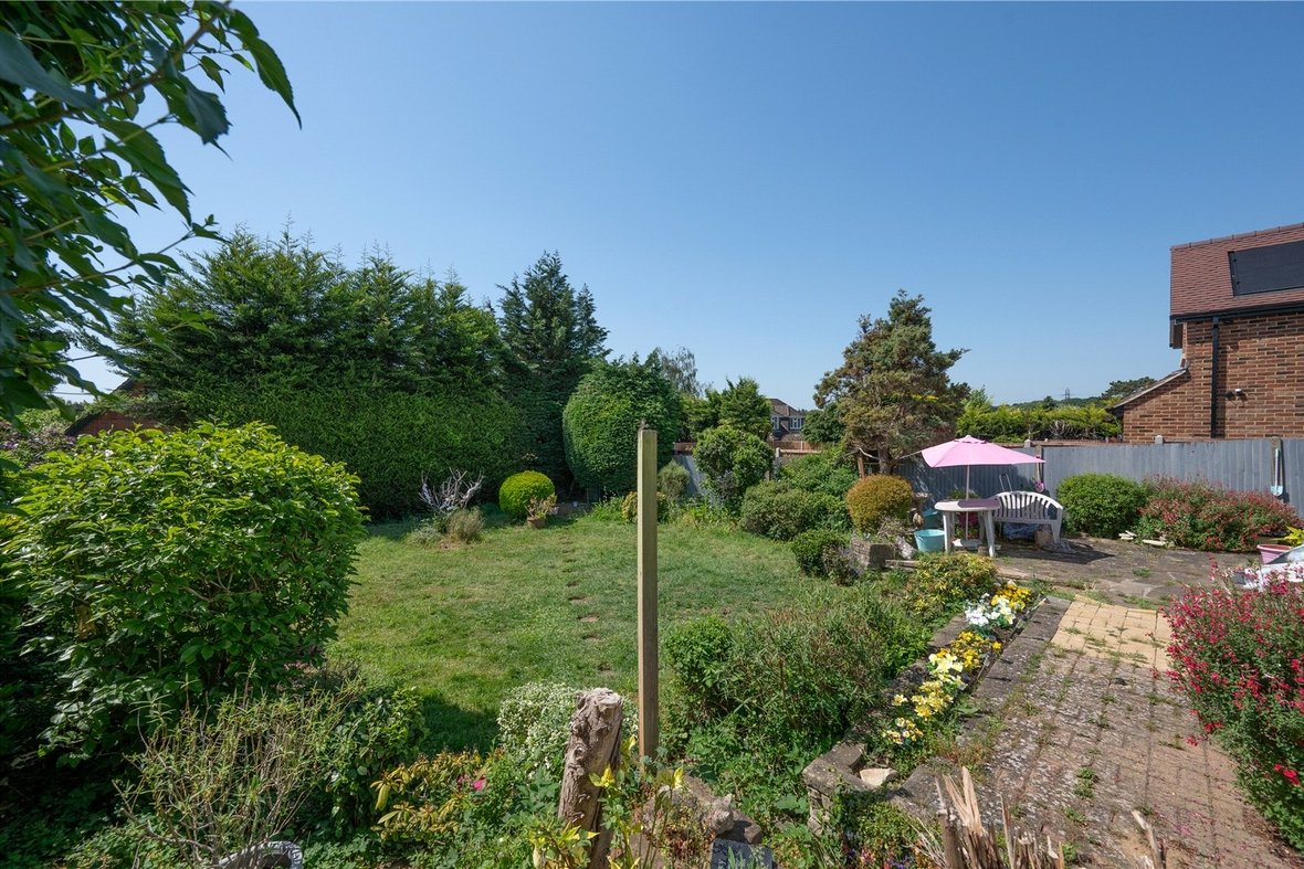 3 Bedroom Bungalow New InstructionBungalow New Instruction in The Uplands, Bricket Wood, St. Albans - View 12 - Collinson Hall