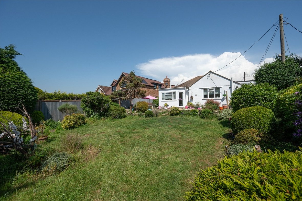 3 Bedroom Bungalow New InstructionBungalow New Instruction in The Uplands, Bricket Wood, St. Albans - View 14 - Collinson Hall