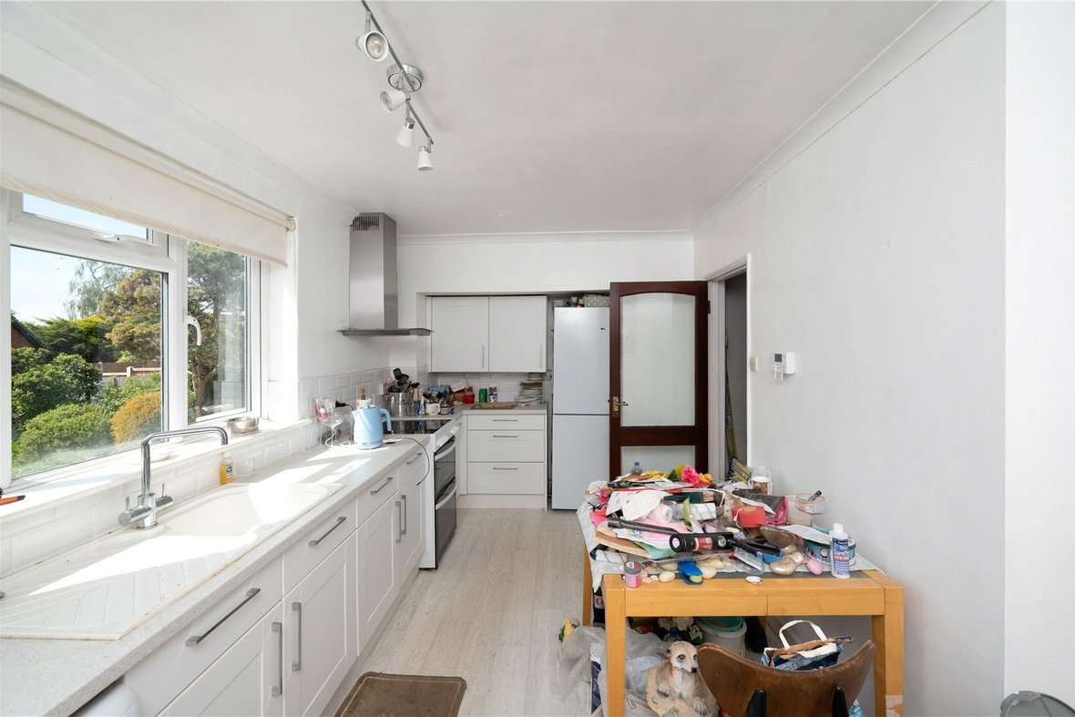 3 Bedroom Bungalow New InstructionBungalow New Instruction in The Uplands, Bricket Wood, St. Albans - View 9 - Collinson Hall