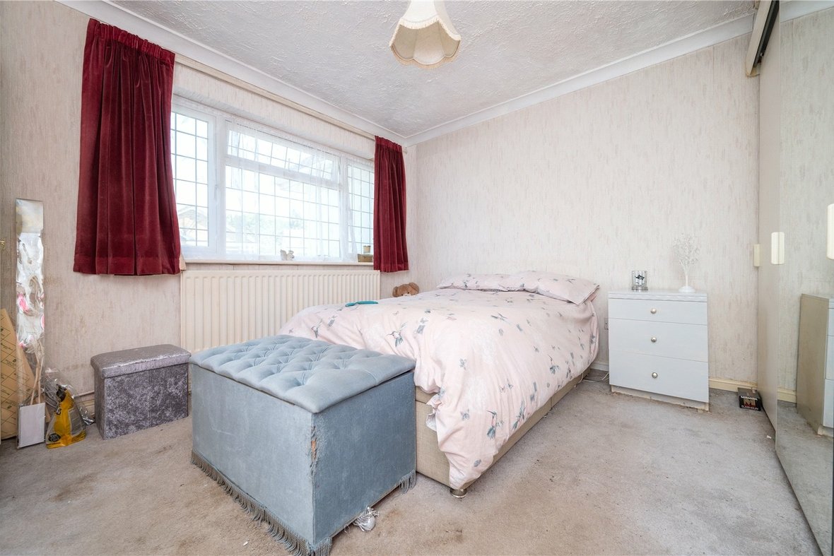 3 Bedroom Bungalow New InstructionBungalow New Instruction in The Uplands, Bricket Wood, St. Albans - View 7 - Collinson Hall