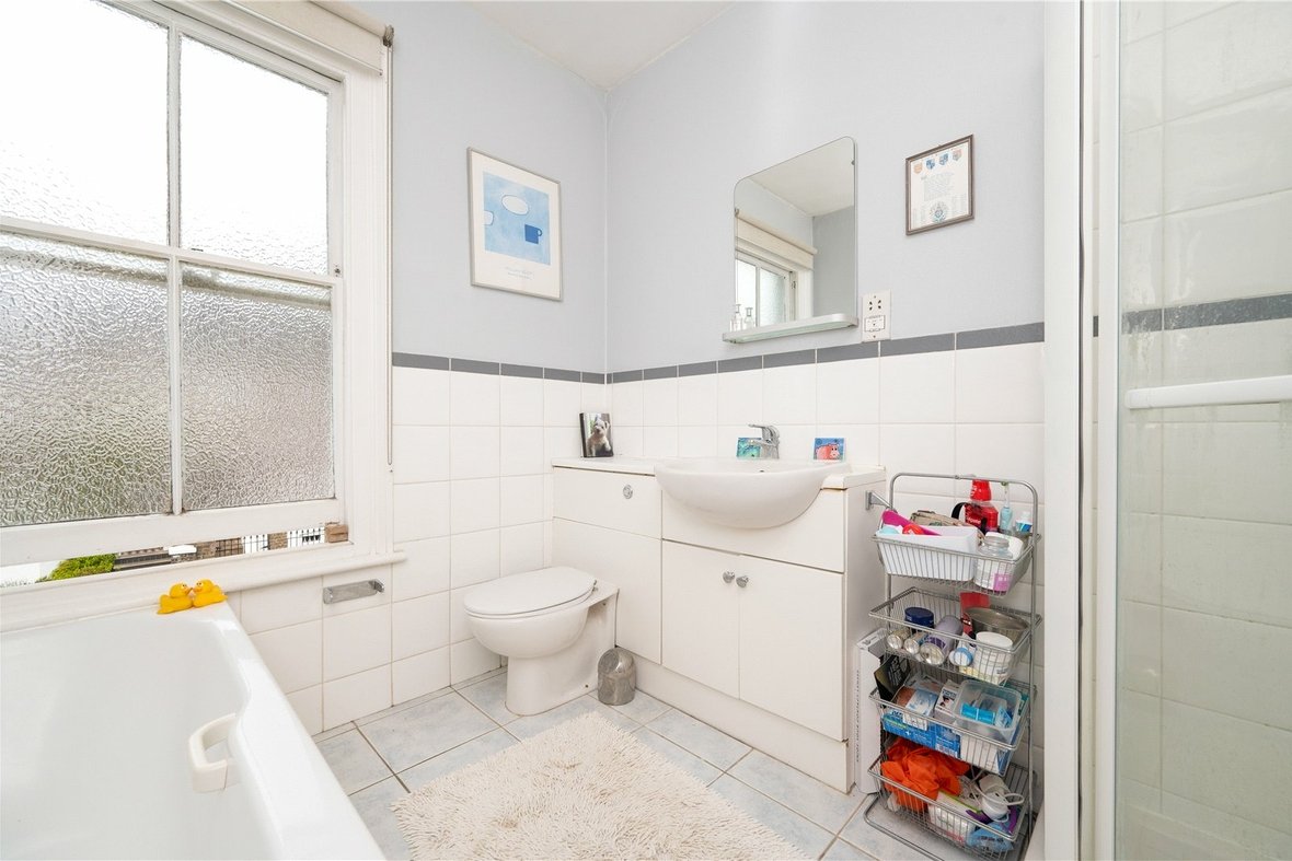 3 Bedroom House New InstructionHouse New Instruction in Liverpool Road, St. Albans, Hertfordshire - View 8 - Collinson Hall