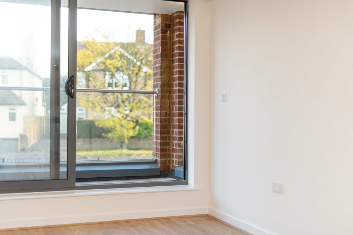 2 Bedroom Apartment Sold Subject to Contract in Ashfield Court, 102 Ashley Road, St. Albans - View 9 - Collinson Hall