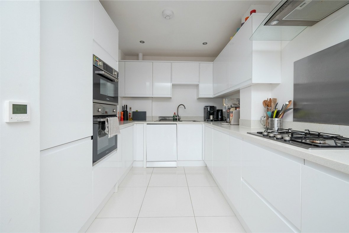 2 Bedroom Apartment New InstructionApartment New Instruction in Old London Road, St. Albans, Hertfordshire - View 5 - Collinson Hall