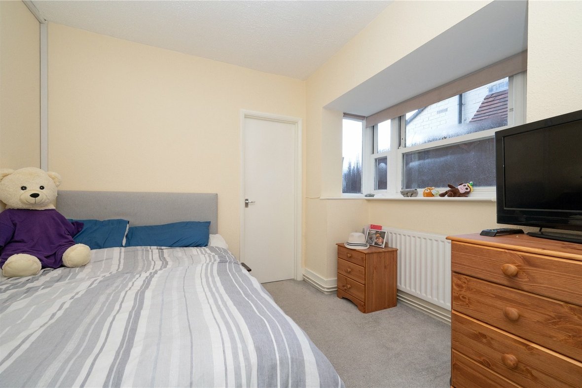 1 Bedroom Apartment,maisonette Let AgreedApartment,maisonette Let Agreed in Catherine Street, St. Albans - View 4 - Collinson Hall