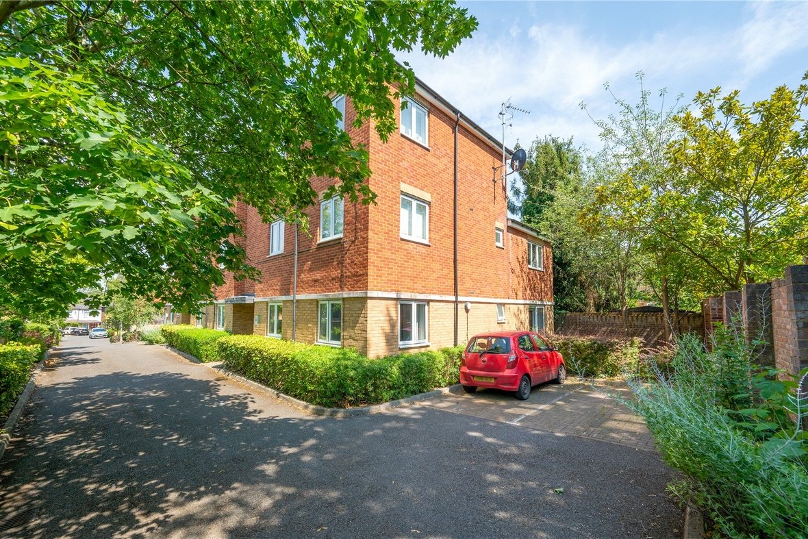 2 Bedroom Apartment New InstructionApartment New Instruction in Sanders Place, Camp Road, St. Albans - View 8 - Collinson Hall