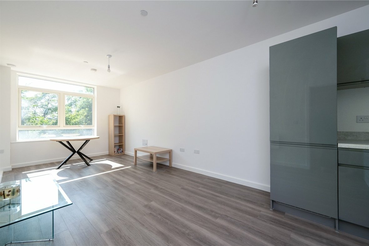 1 Bedroom Apartment New InstructionApartment New Instruction in Grosvenor Road, St. Albans, Hertfordshire - View 3 - Collinson Hall