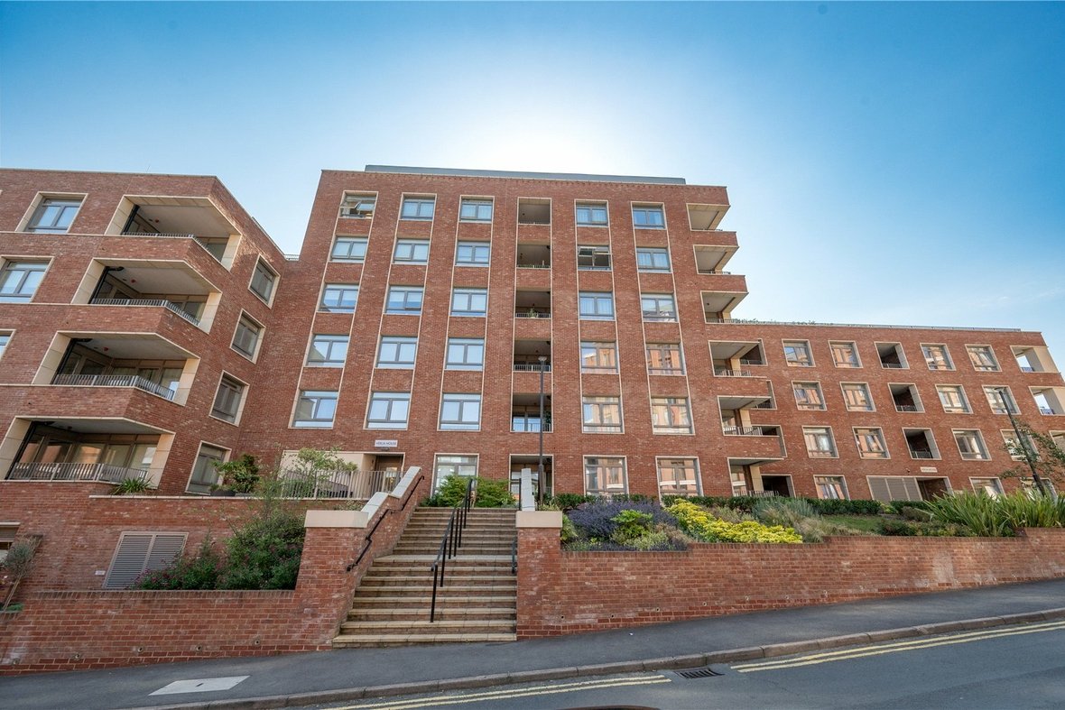1 Bedroom Apartment New InstructionApartment New Instruction in Grosvenor Road, St. Albans, Hertfordshire - View 19 - Collinson Hall