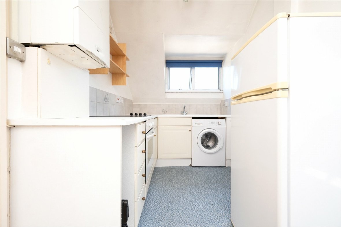 1 Bedroom  New Instruction New Instruction in Beaconsfield Road, St. Albans, Hertfordshire - View 3 - Collinson Hall