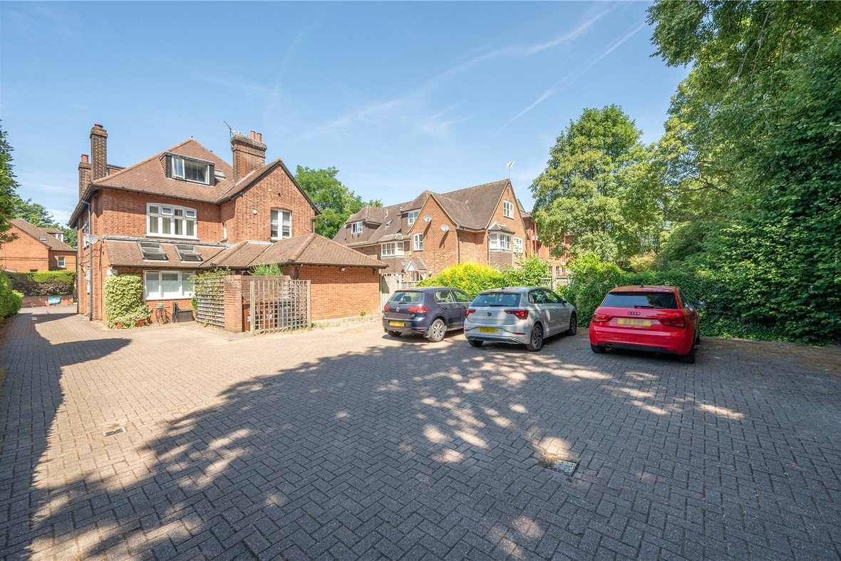 1 Bedroom  New Instruction New Instruction in Beaconsfield Road, St. Albans, Hertfordshire - View 6 - Collinson Hall