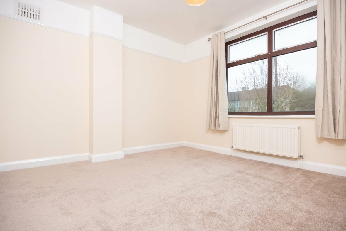 3 Bedroom House Let in Green Lane, St. Albans, Hertfordshire - View 7 - Collinson Hall