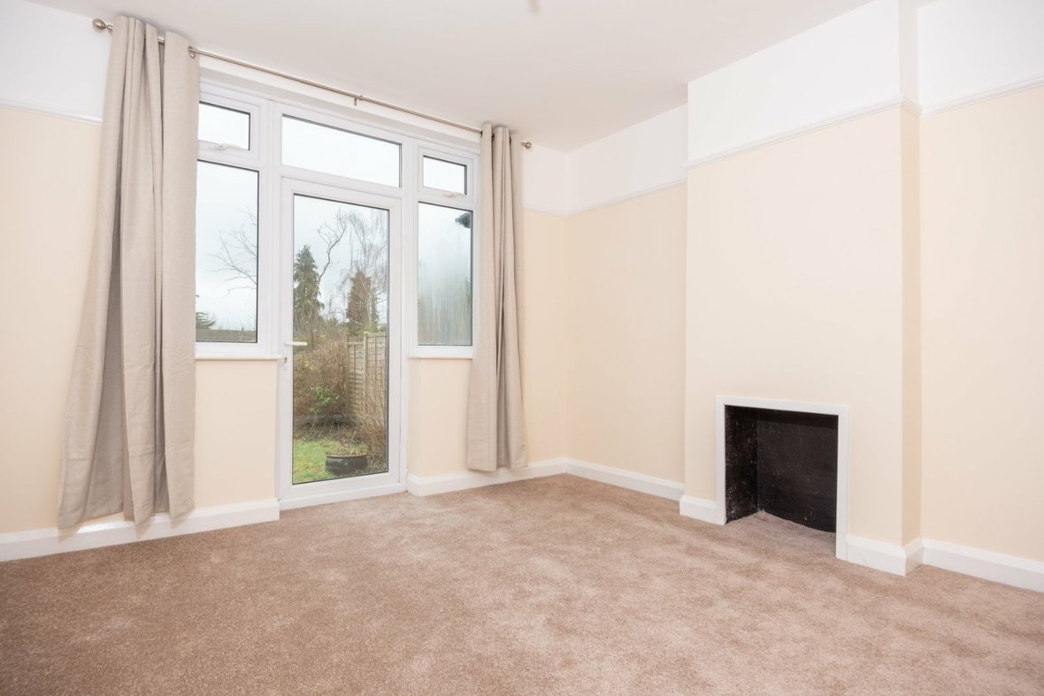 3 Bedroom House Let in Green Lane, St. Albans, Hertfordshire - View 5 - Collinson Hall