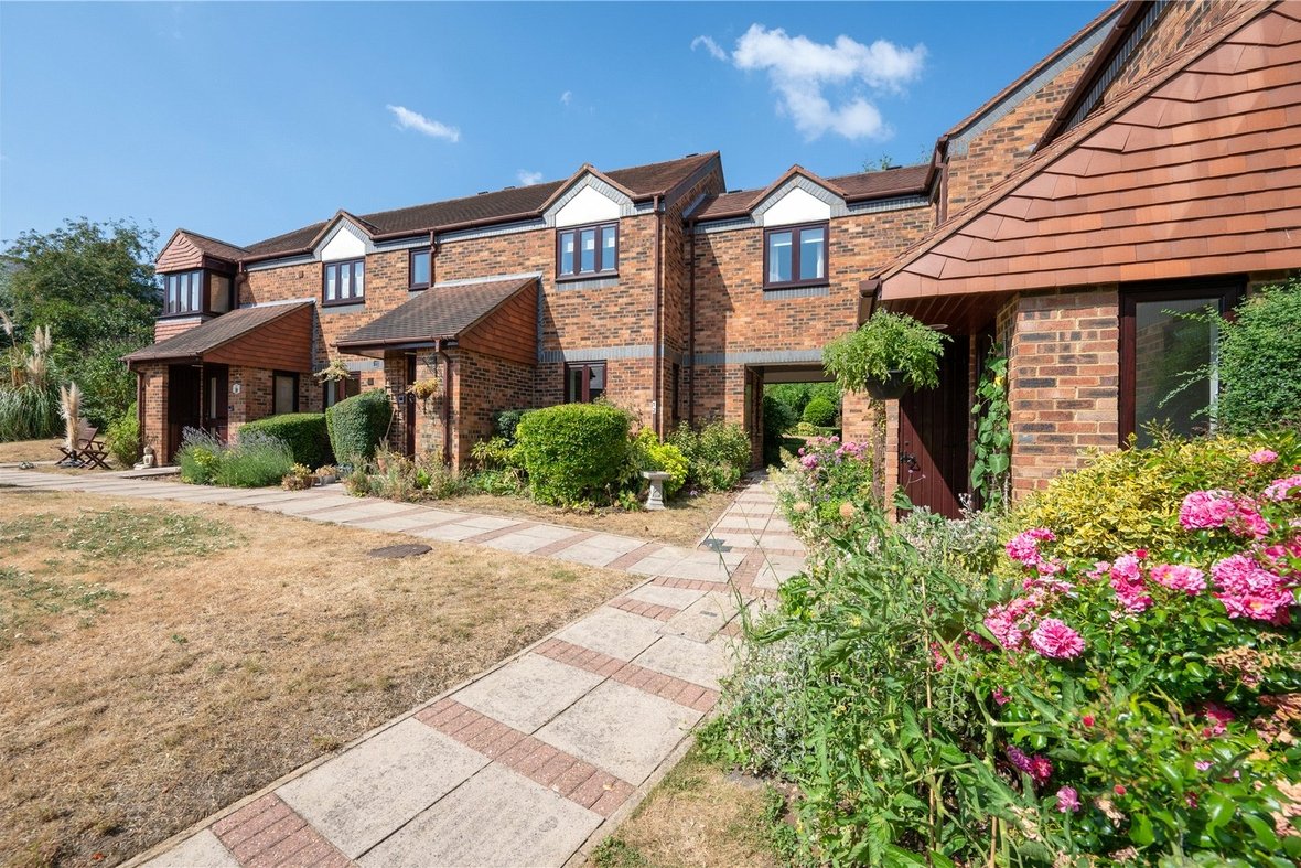 1 Bedroom Maisonette New InstructionMaisonette New Instruction in Belmont Hill, St. Albans, Hertfordshire - View 1 - Collinson Hall