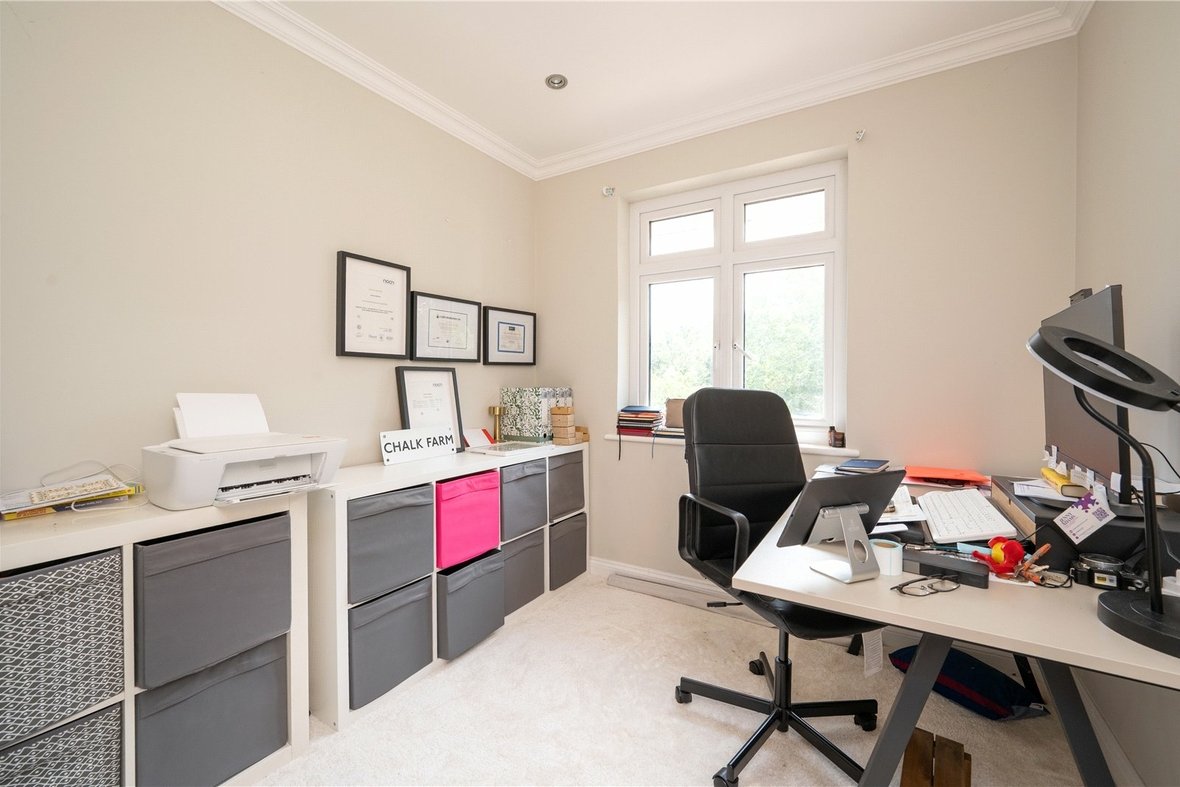 4 Bedroom House New InstructionHouse New Instruction in Napsbury Lane, St. Albans, Hertfordshire - View 18 - Collinson Hall