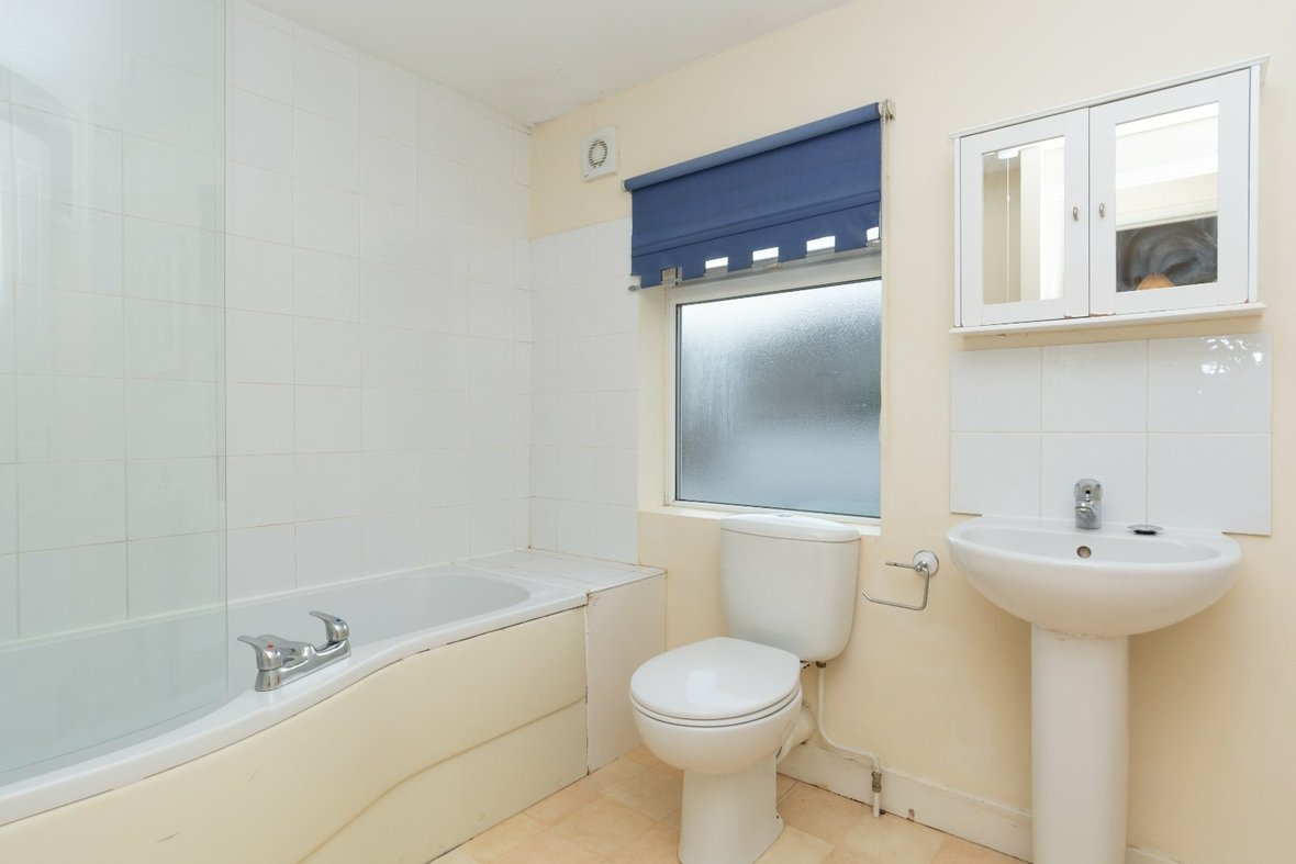 1 Bedroom House Let AgreedHouse Let Agreed in Inkerman Road, St. Albans, Hertfordshire - View 7 - Collinson Hall