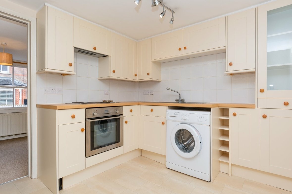 1 Bedroom House Let AgreedHouse Let Agreed in Inkerman Road, St. Albans, Hertfordshire - View 5 - Collinson Hall