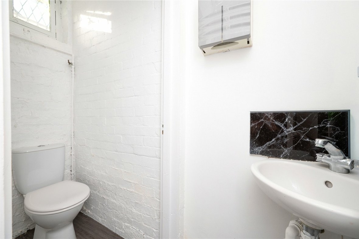 retail,office To Let in Catherine Street, St. Albans, Hertfordshire - View 4 - Collinson Hall