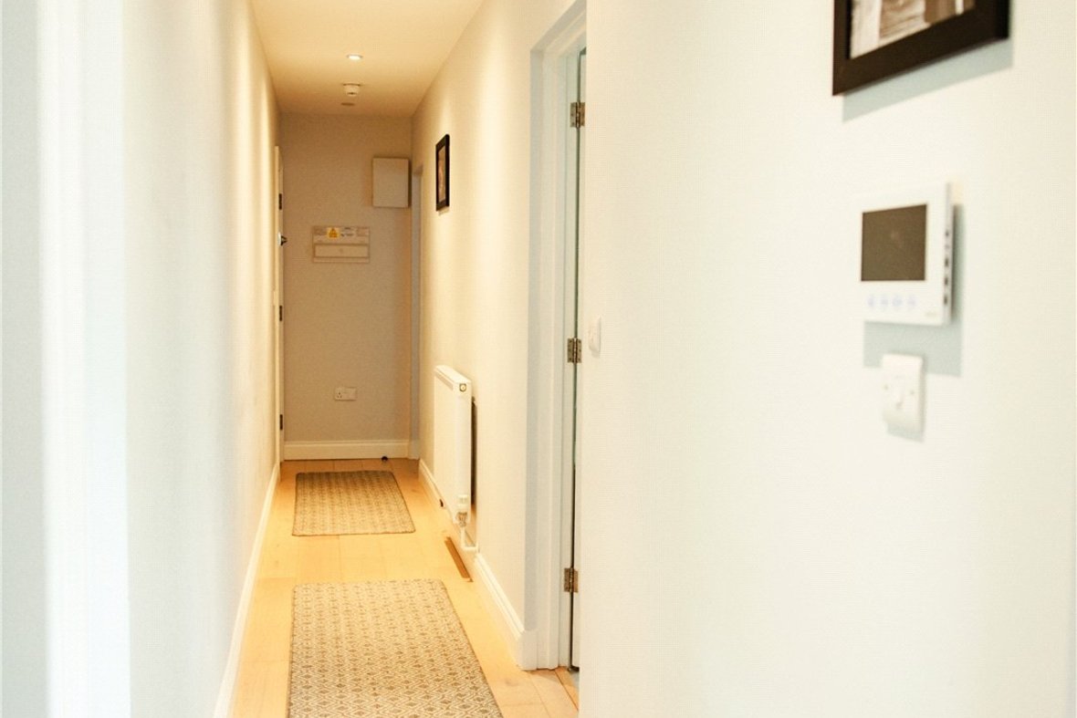 2 Bedroom Apartment New InstructionApartment New Instruction in Chaucer House, Upper Marlborough Road, St. Albans - View 9 - Collinson Hall