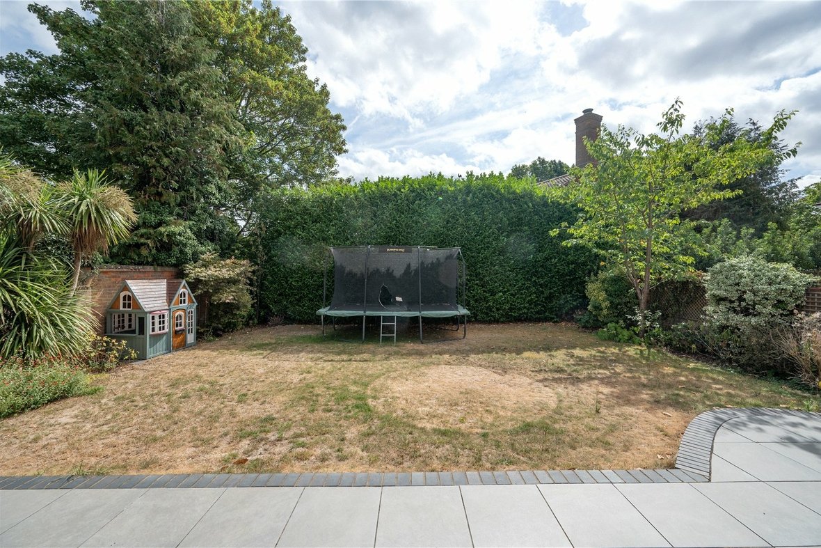 7 Bedroom House Sold Subject to ContractHouse Sold Subject to Contract in Watford Road, St. Albans, Hertfordshire - View 22 - Collinson Hall