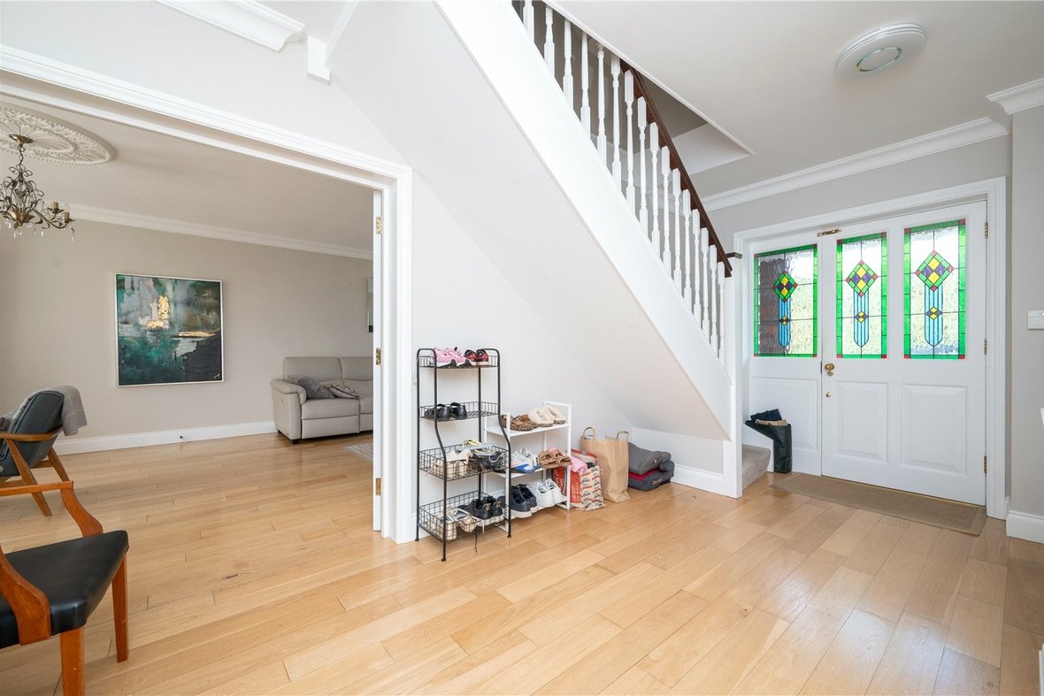 7 Bedroom House Sold Subject to ContractHouse Sold Subject to Contract in Watford Road, St. Albans, Hertfordshire - View 10 - Collinson Hall