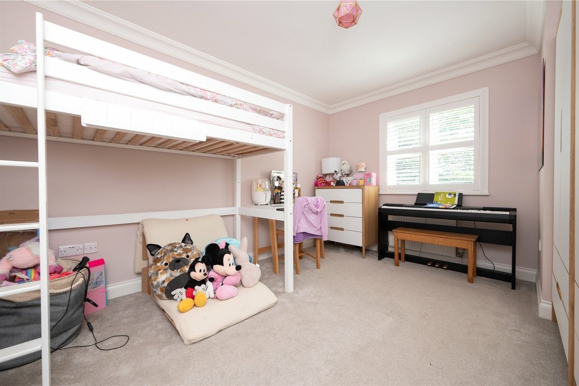 7 Bedroom House Sold Subject to ContractHouse Sold Subject to Contract in Watford Road, St. Albans, Hertfordshire - View 14 - Collinson Hall