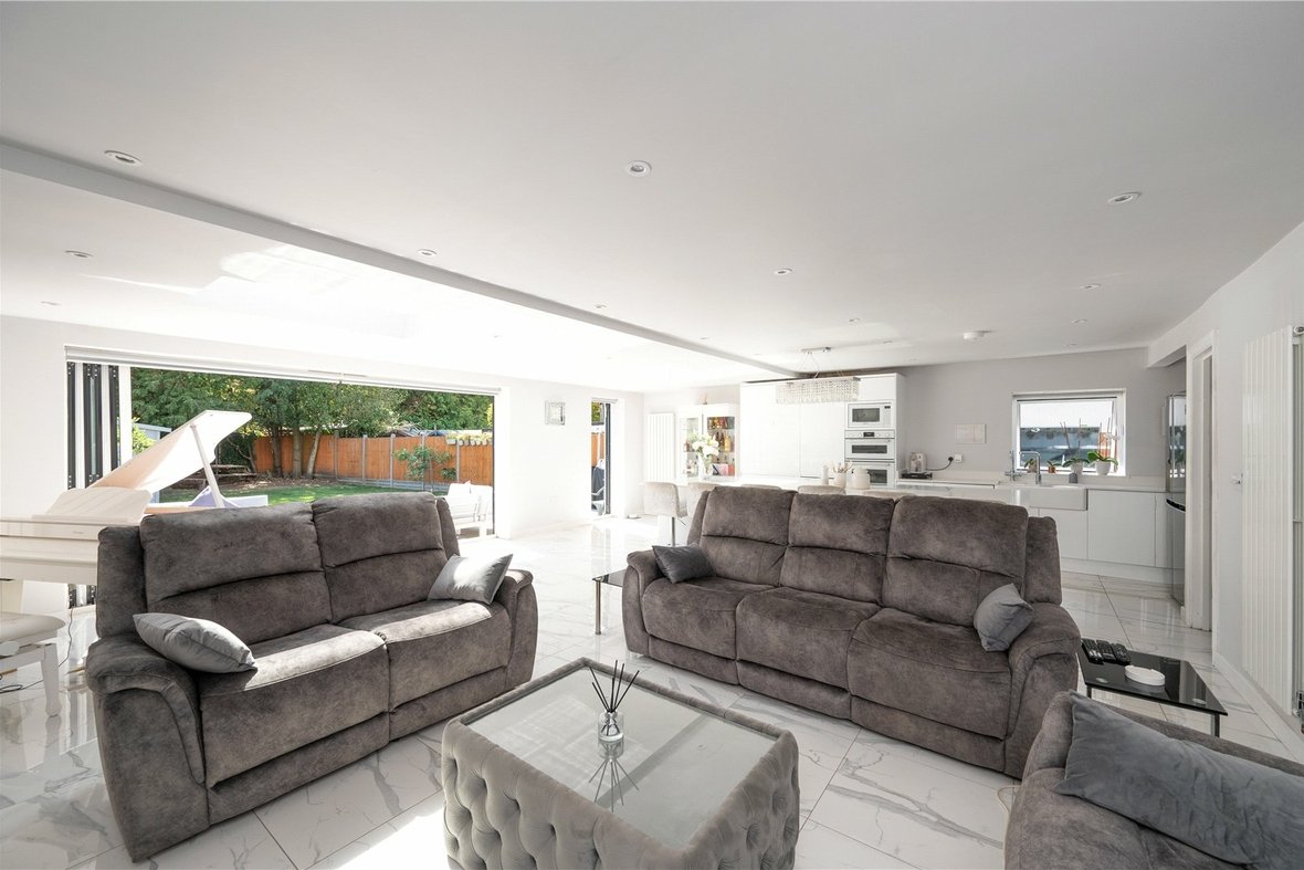 2 Bedroom House New InstructionHouse New Instruction in High Street, Colney Heath, St. Albans - View 16 - Collinson Hall