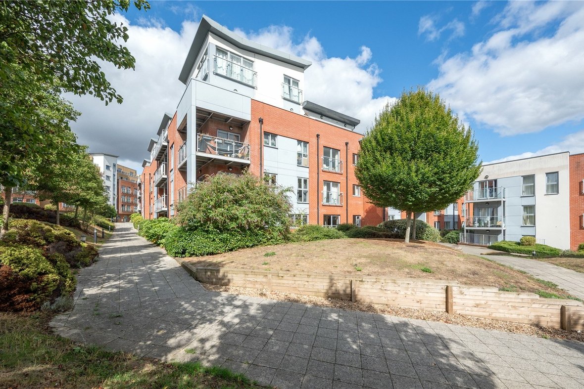1 Bedroom Apartment New InstructionApartment New Instruction in Charrington Place, St. Albans, Hertfordshire - View 4 - Collinson Hall