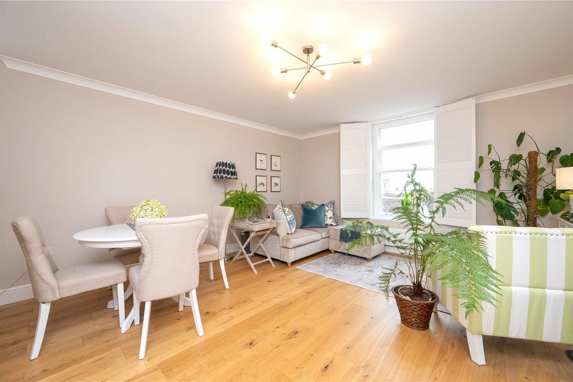 1 Bedroom Apartment For SaleApartment For Sale in Chequer Street, St. Albans, Hertfordshire - View 8 - Collinson Hall