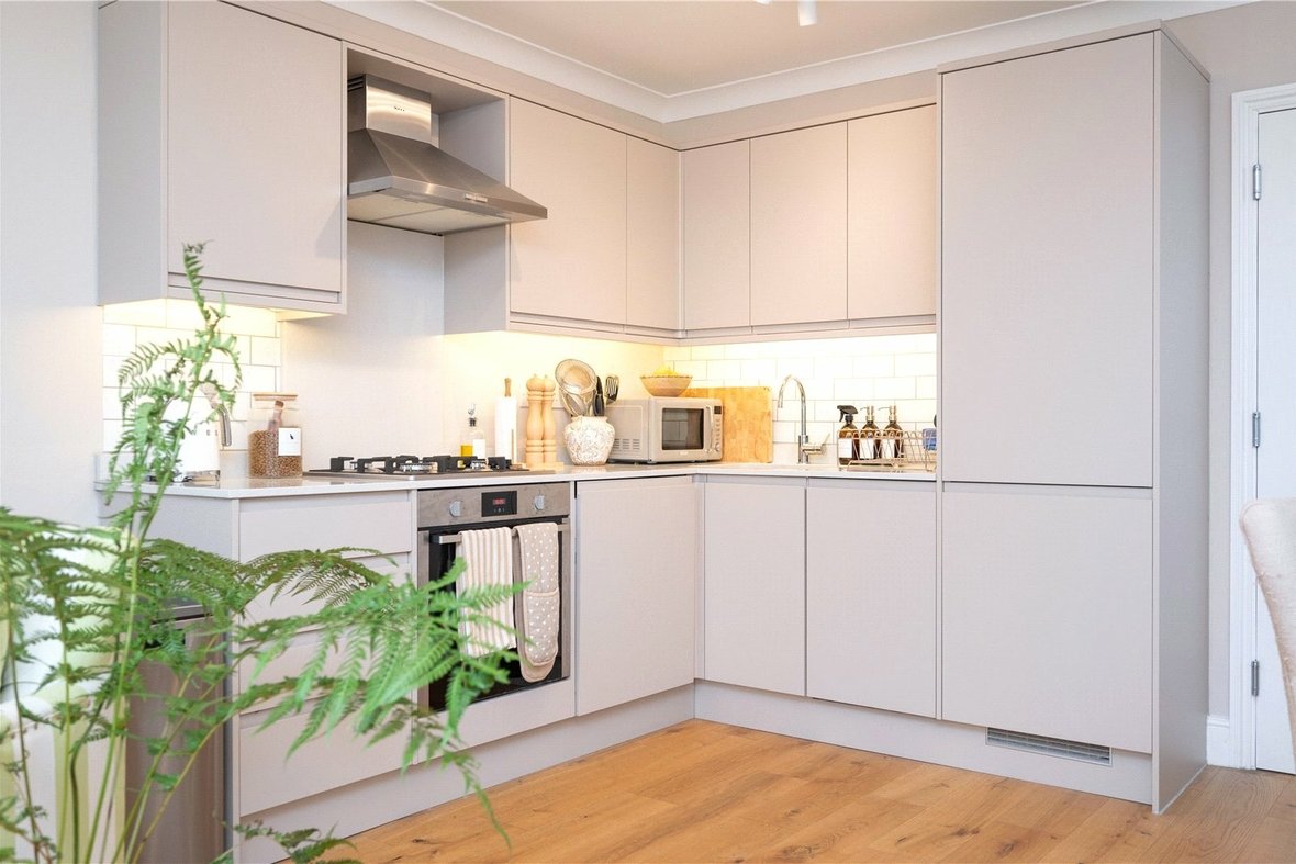 1 Bedroom Apartment For SaleApartment For Sale in Chequer Street, St. Albans, Hertfordshire - View 2 - Collinson Hall