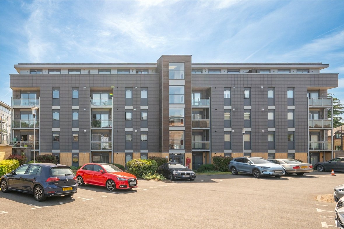 2 Bedroom Apartment LetApartment Let in Newsom Place, St. Peters Road, St. Albans - View 7 - Collinson Hall
