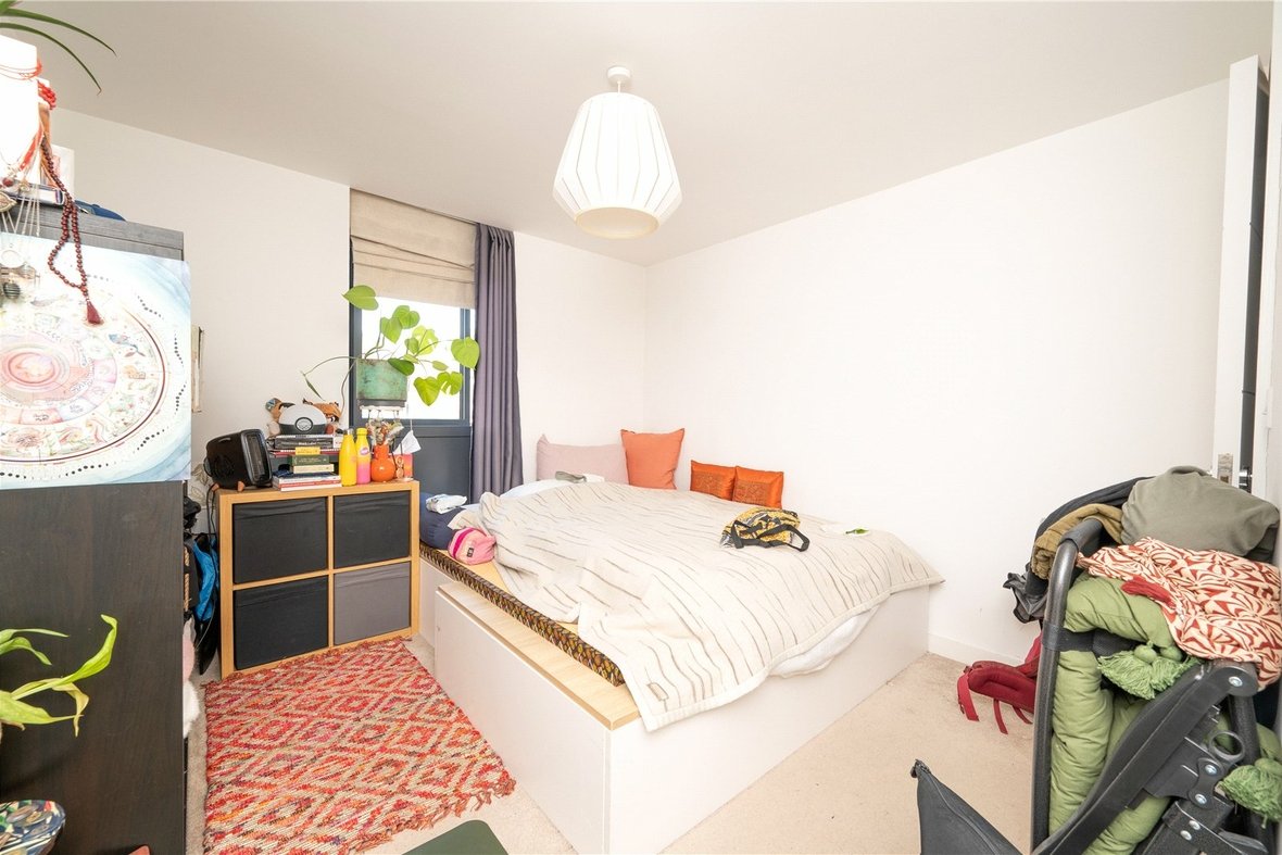 2 Bedroom Apartment LetApartment Let in Newsom Place, St. Peters Road, St. Albans - View 9 - Collinson Hall