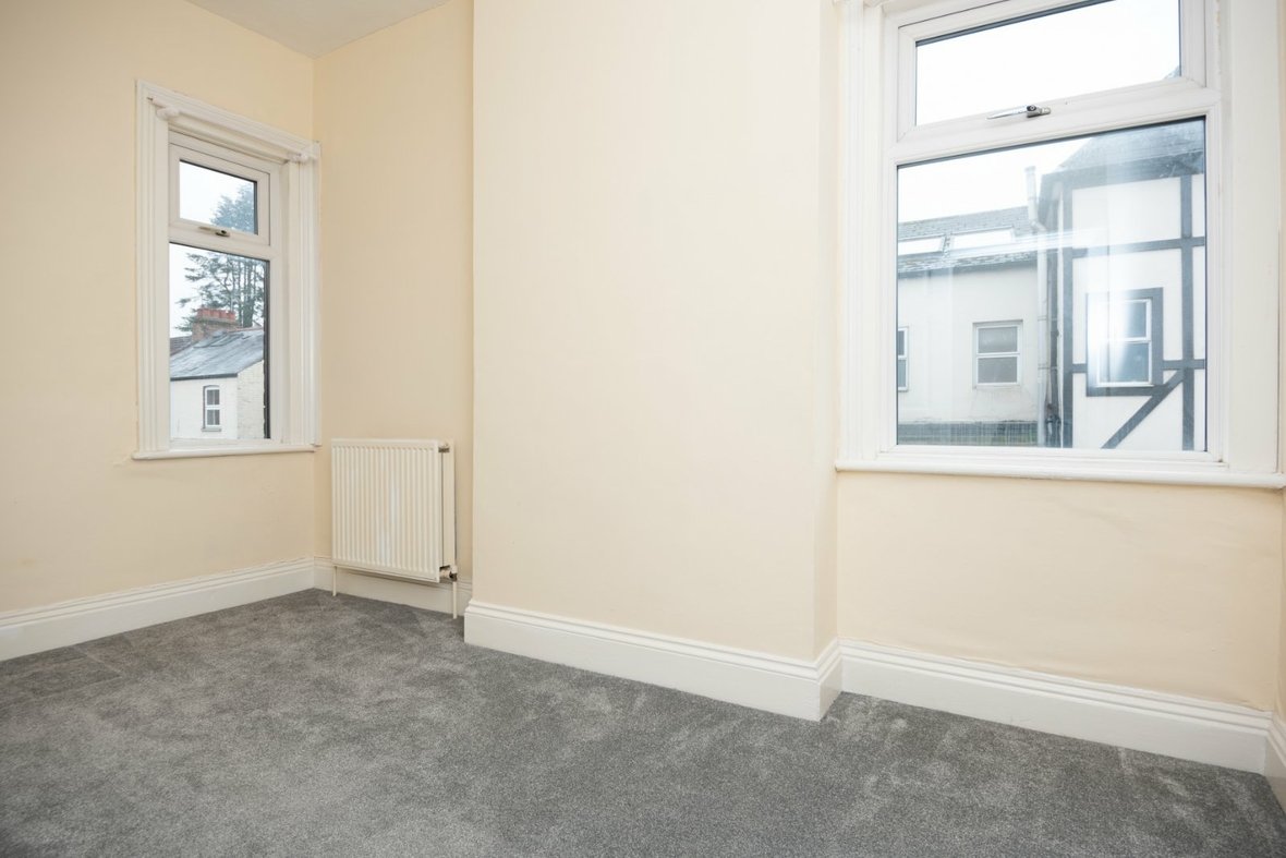 3 Bedroom Maisonette Let AgreedMaisonette Let Agreed in Arthur Road, St. Albans, Hertfordshire - View 3 - Collinson Hall