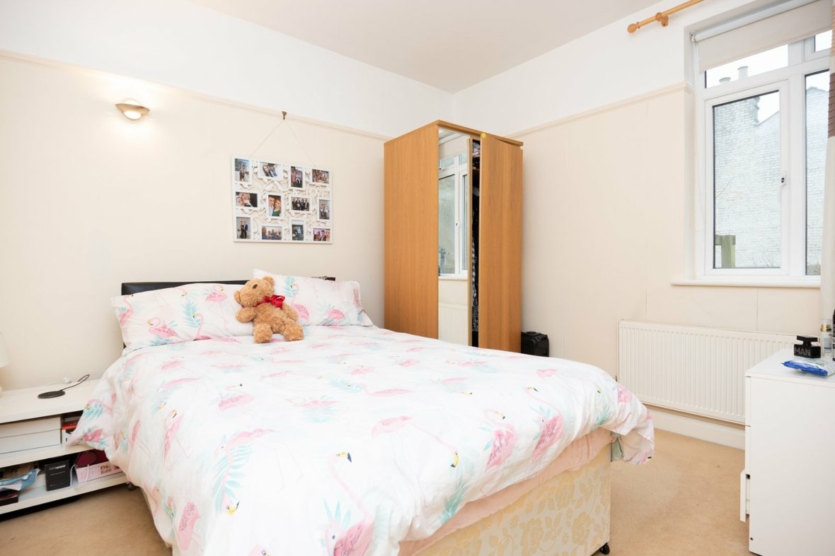 2 Bedroom Maisonette LetMaisonette Let in Cannon Street, St. Albans, Hertfordshire - View 4 - Collinson Hall