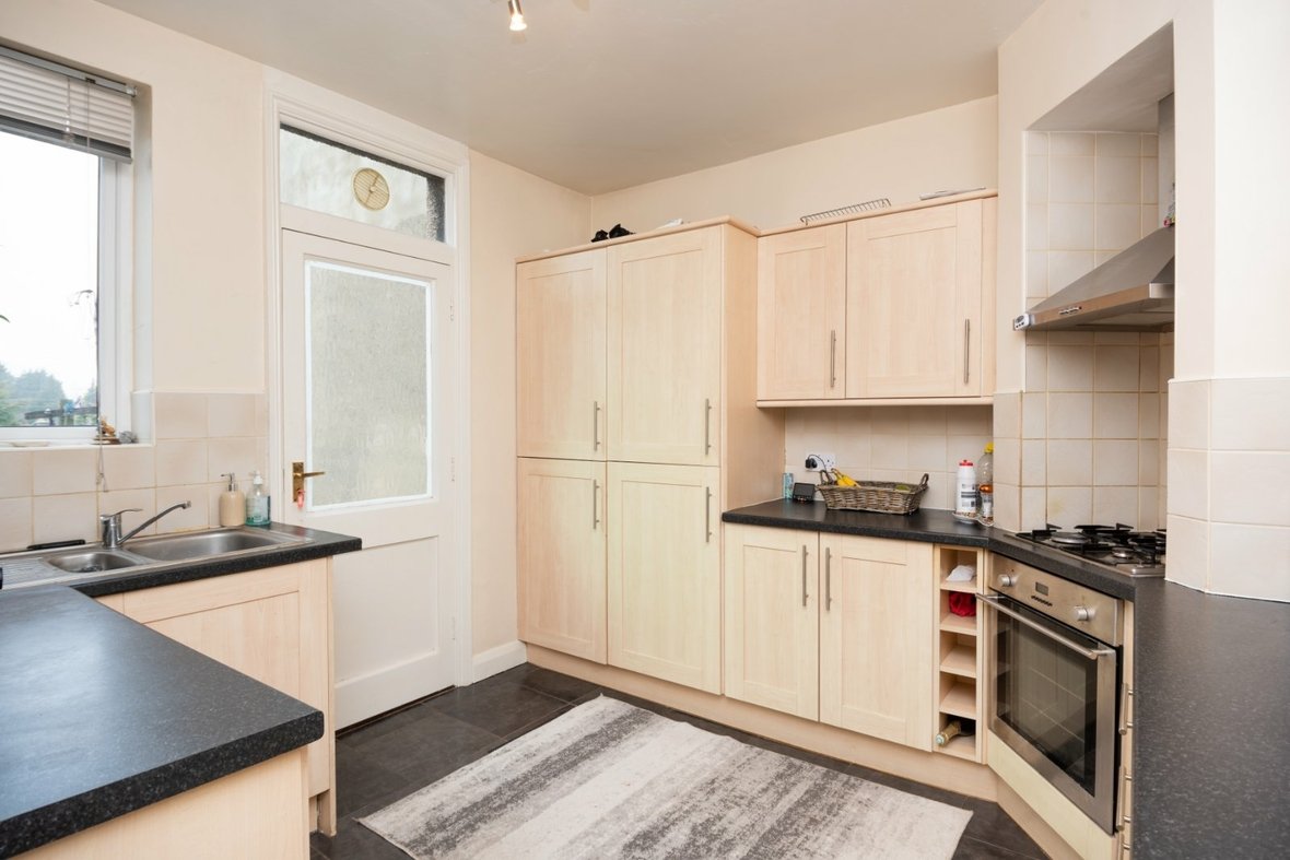 2 Bedroom Maisonette Let in Cannon Street, St. Albans, Hertfordshire - View 4 - Collinson Hall