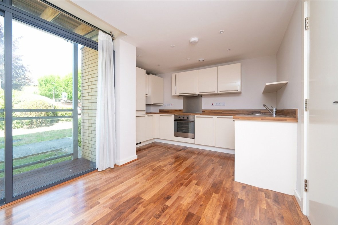 1 Bedroom Apartment For SaleApartment For Sale in Newsom Place, St. Peters Road, St. Albans - View 3 - Collinson Hall