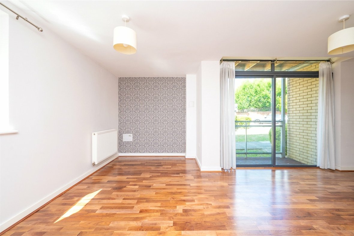 1 Bedroom Apartment For SaleApartment For Sale in Newsom Place, St. Peters Road, St. Albans - View 7 - Collinson Hall