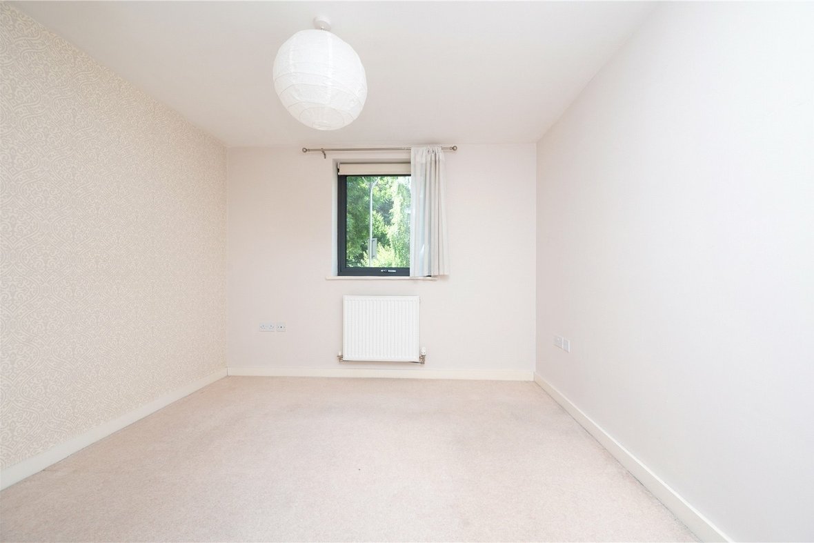1 Bedroom Apartment For SaleApartment For Sale in Newsom Place, St. Peters Road, St. Albans - View 4 - Collinson Hall