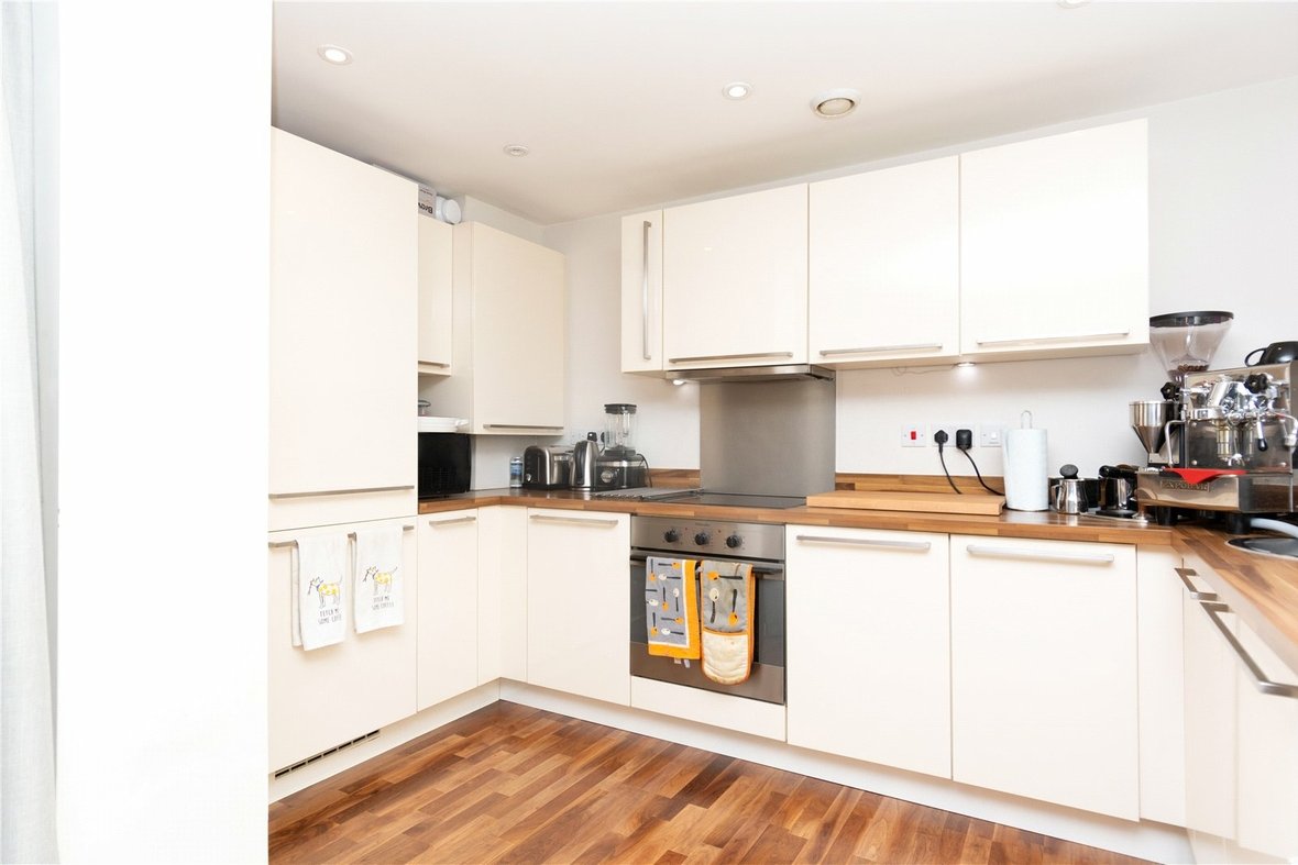 1 Bedroom Apartment LetApartment Let in Magdalen Court, Newson Place, St Peters Road - View 2 - Collinson Hall
