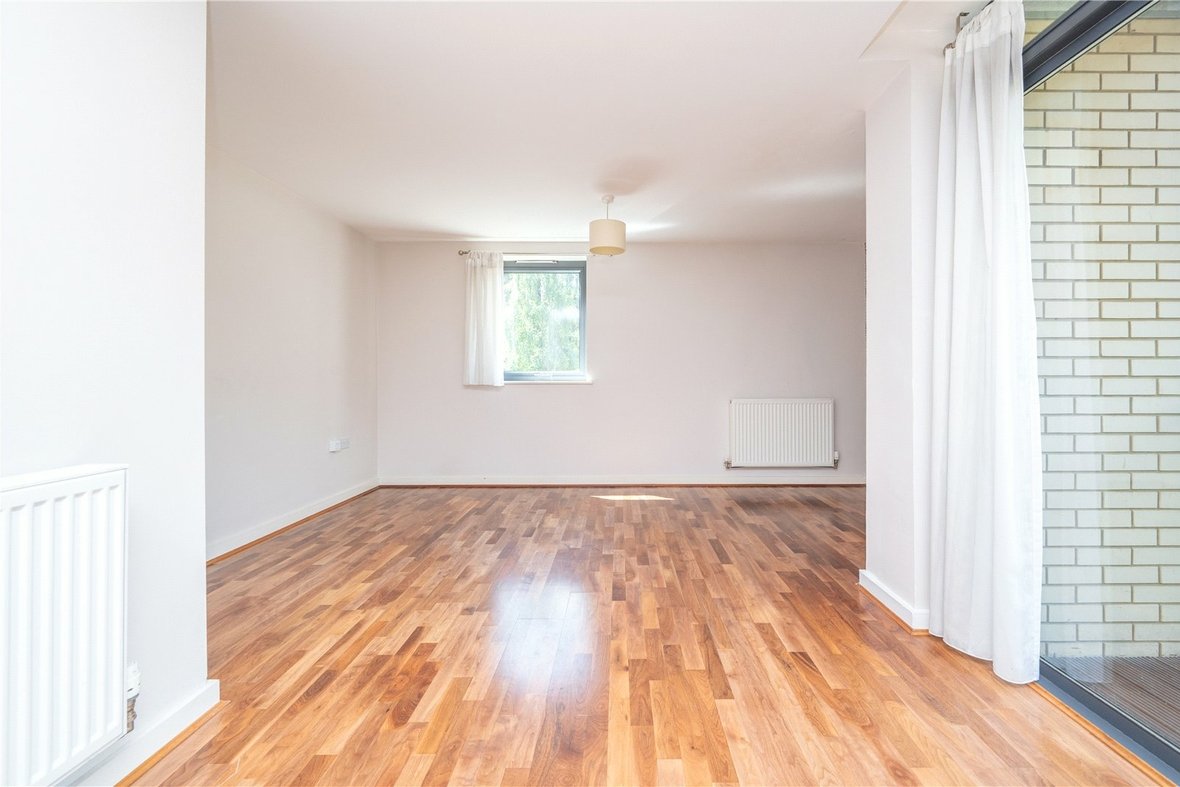 1 Bedroom Apartment For SaleApartment For Sale in Newsom Place, St. Peters Road, St. Albans - View 6 - Collinson Hall
