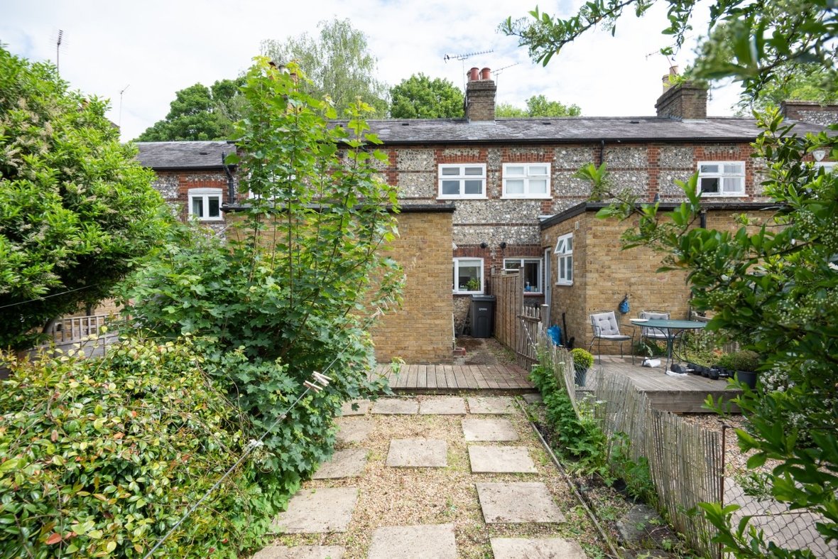 2 Bedroom House to rent in Orchard Street, St. Albans, Hertfordshire